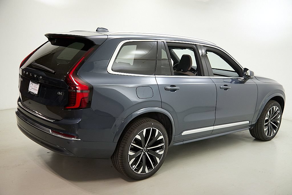New 2026 Volvo XC90 B6 Plus w/ Protection Package AWD/4WD image 8