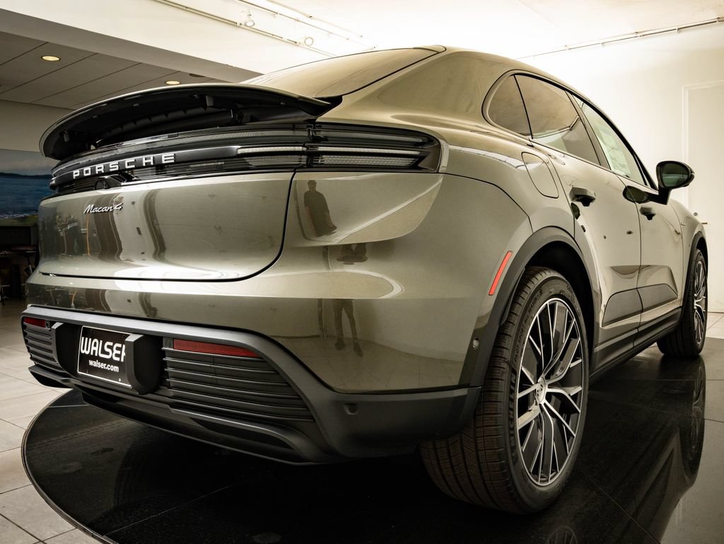 New 2026 Porsche Macan 4 Electric AWD/4WD image 53
