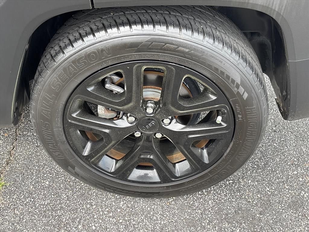 Used 2017 Jeep Renegade Altitude image 13