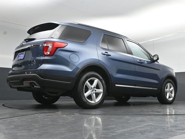 Certified 2018 Ford Explorer XLT image 35