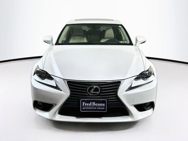 Used 2016 Lexus IS 300 AWD image 2