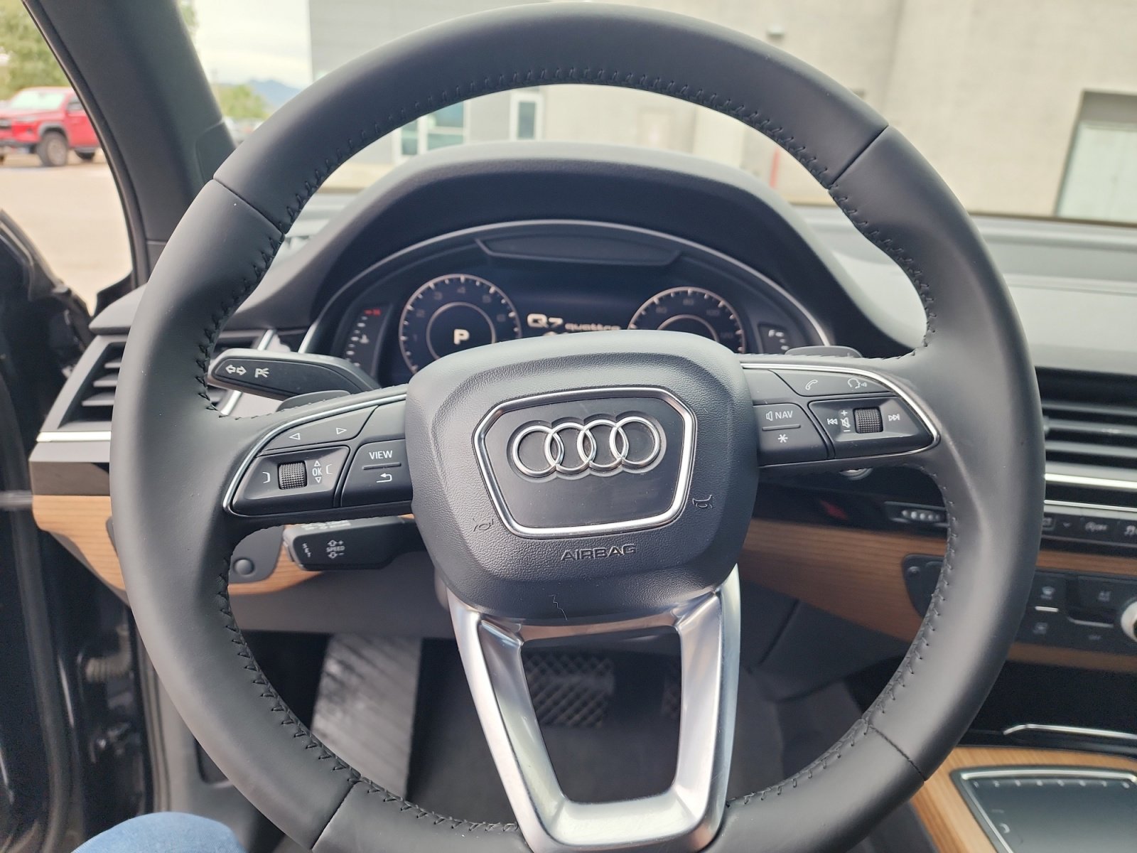 Used 2017 Audi Q7 2.0T Premium Plus w/ Premium Plus Package image 9