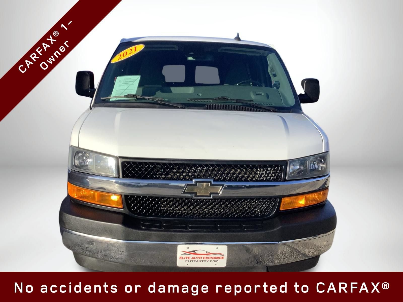 Used 2021 Chevrolet Express 3500 LT w/ LT Preferred Equipment Group RWD image 3