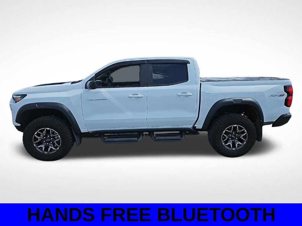 Used 2025 Chevrolet Colorado ZR2 w/ Technology Package image 8