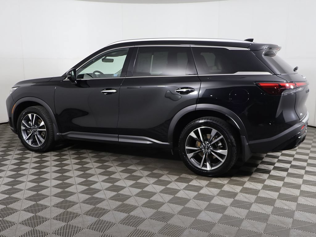 Used 2023 INFINITI QX60 Luxe w/ Performance Audio Package AWD/4WD image 17