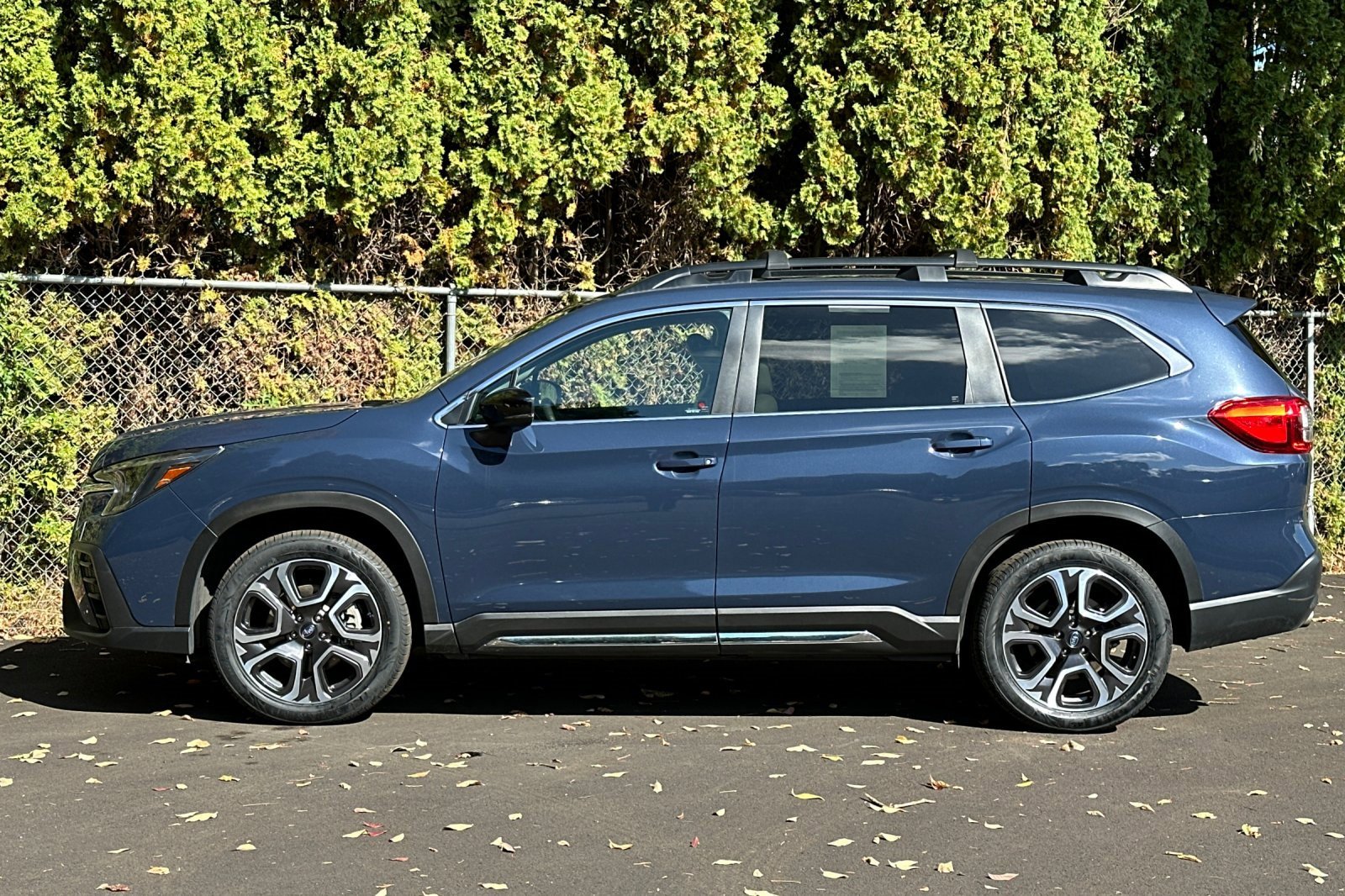 Used 2024 Subaru Ascent Limited image 7