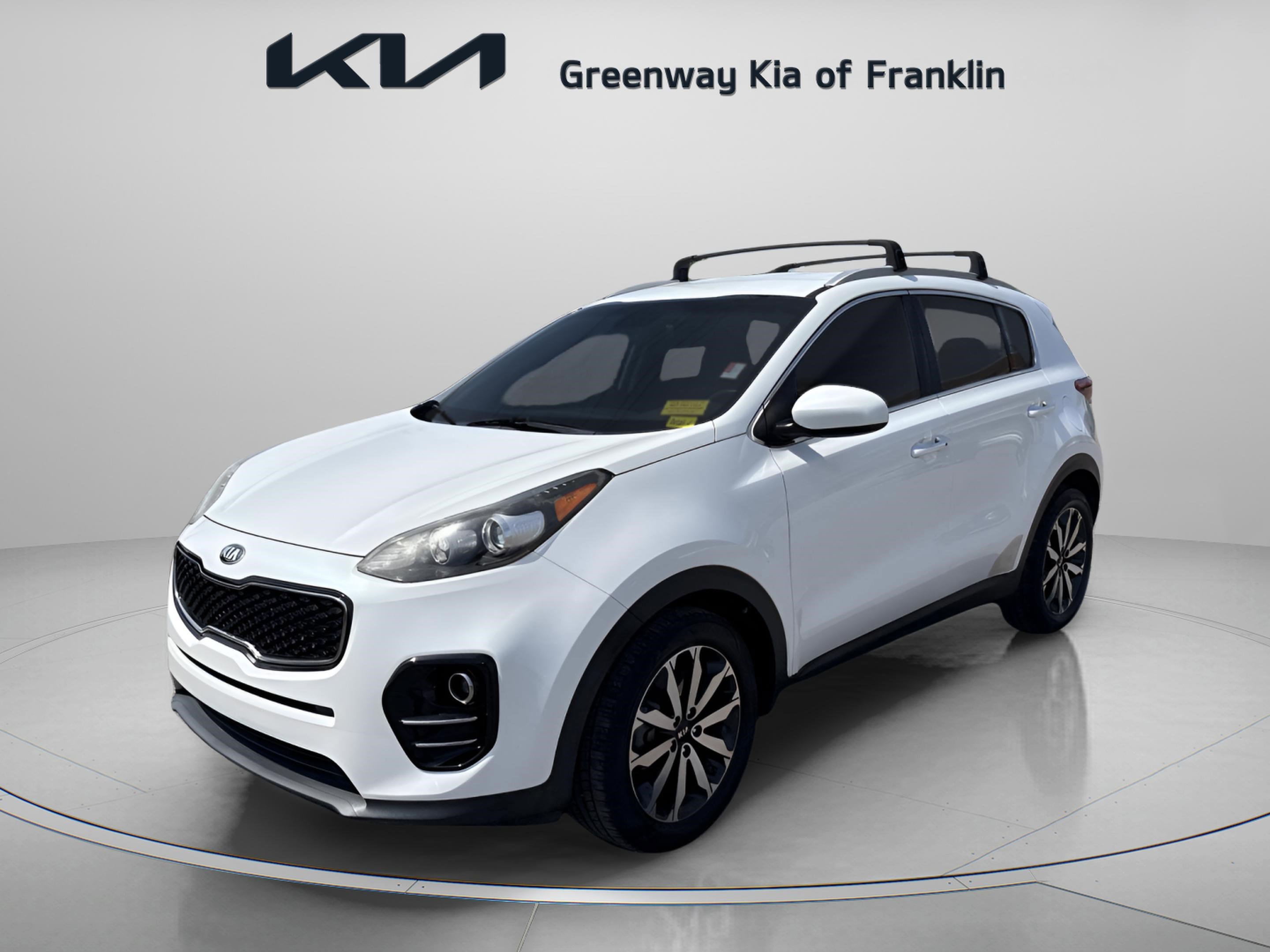 Used 2017 Kia Sportage EX image 3