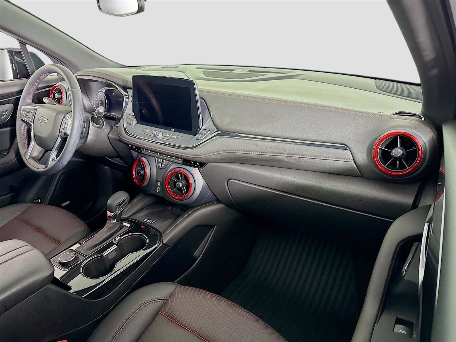 Used 2025 Chevrolet Blazer RS w/ Enhanced Convenience Package image 24