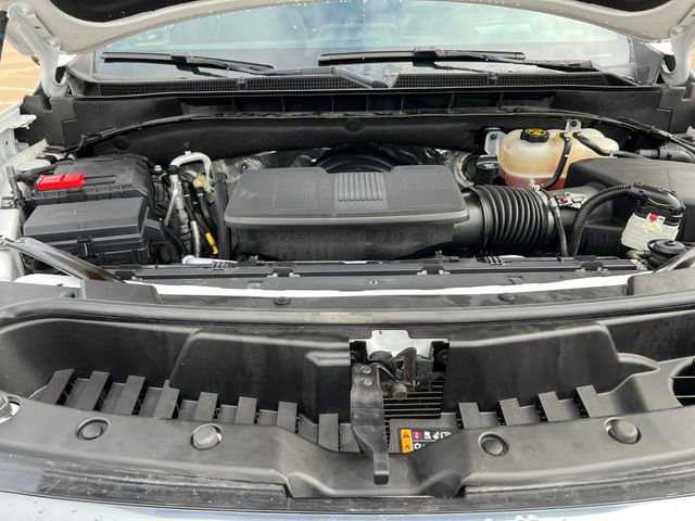 Used 2023 GMC Yukon XL AT4 w/ Technology Package image 17