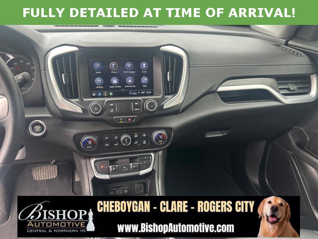 Used 2024 GMC Terrain SLT image 6