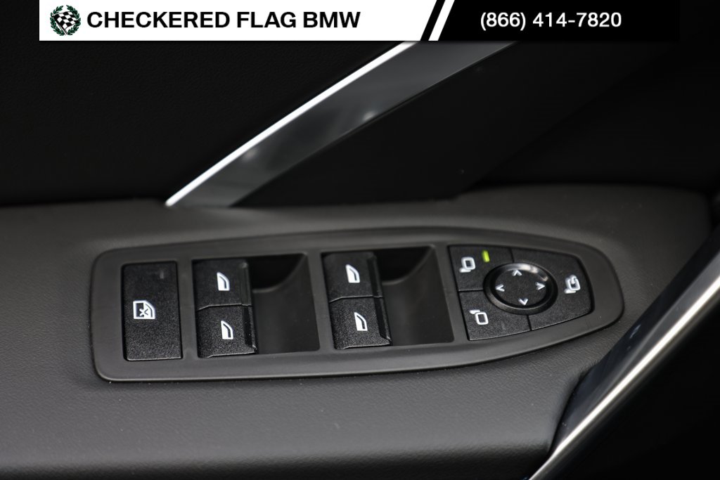 Used 2025 BMW X1 xDrive28i w/ Technology Package image 18