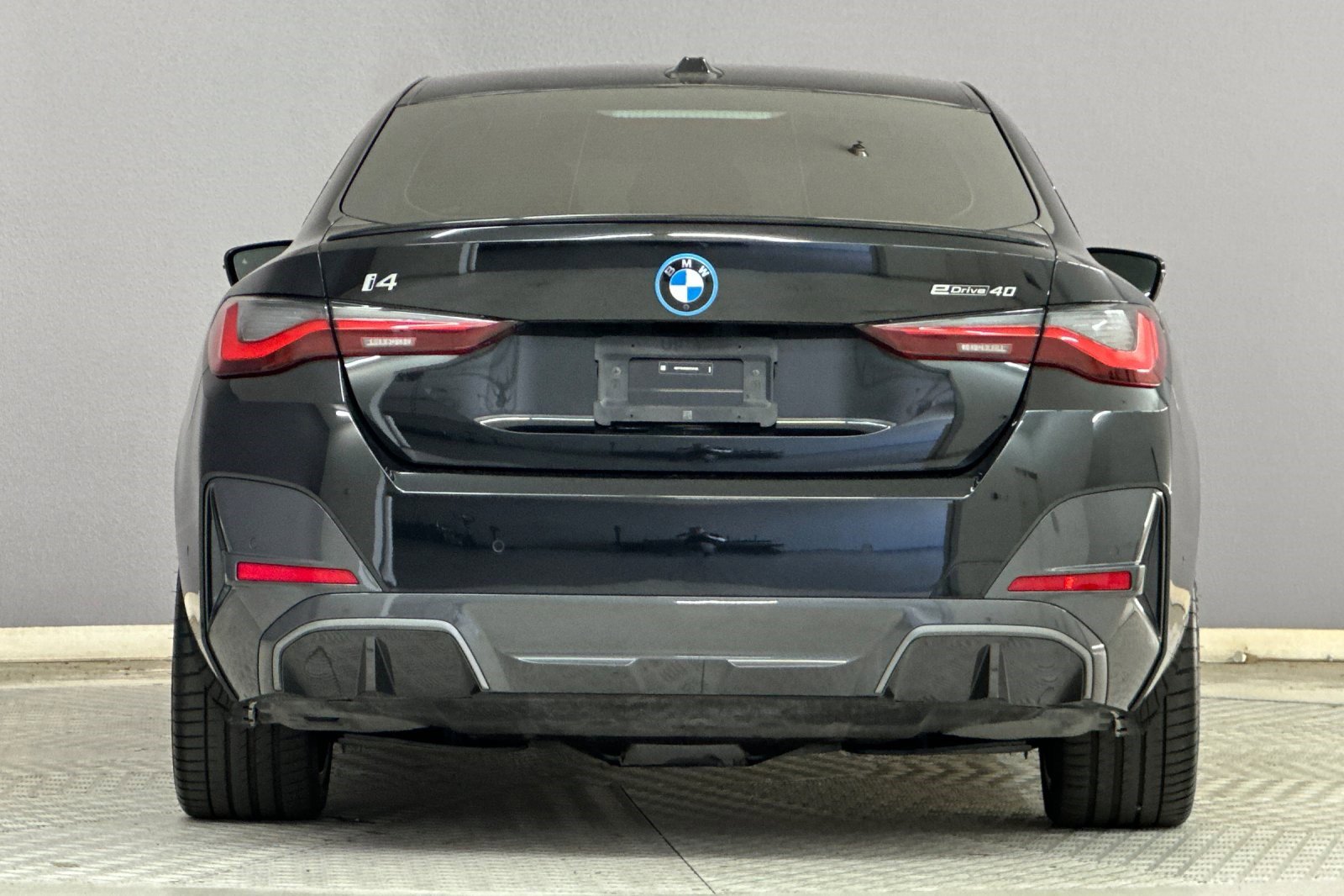 Certified 2024 BMW i4 eDrive40 w/ M Sport Package image 9