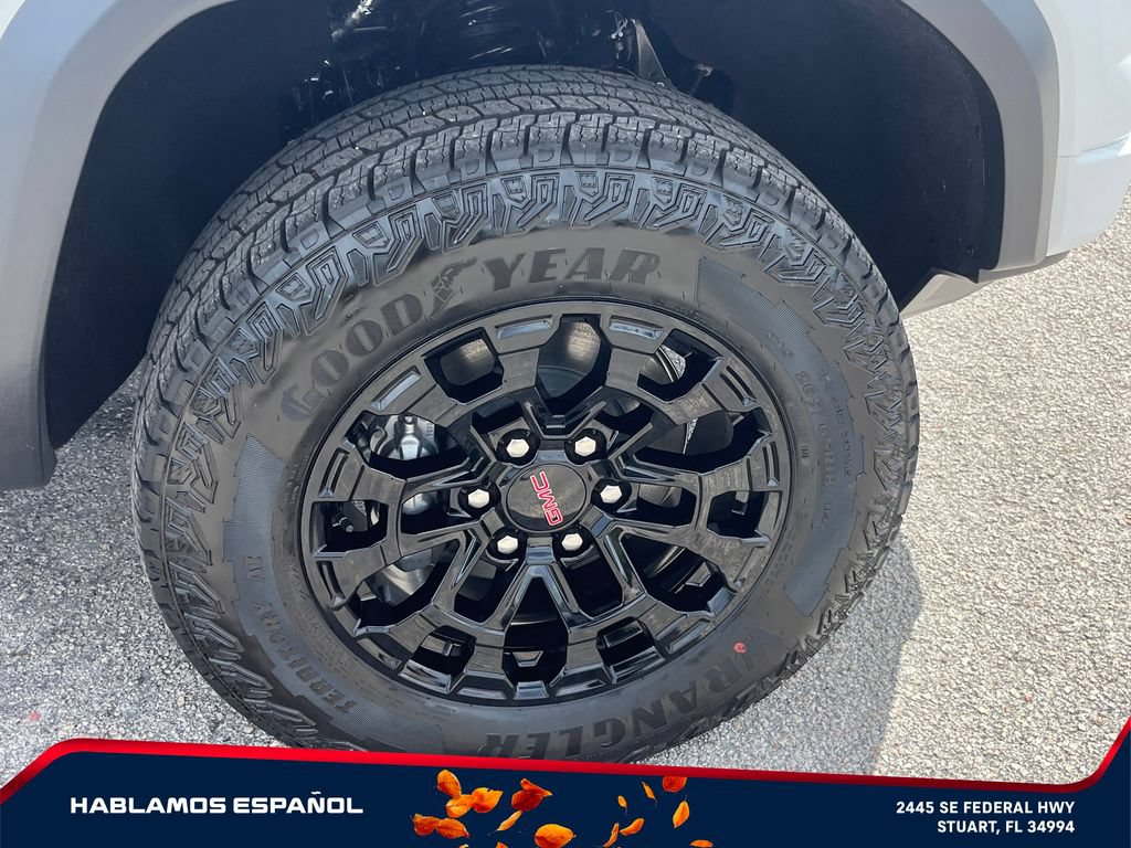 New 2026 GMC Canyon Elevation w/ Convenience Package RWD image 21