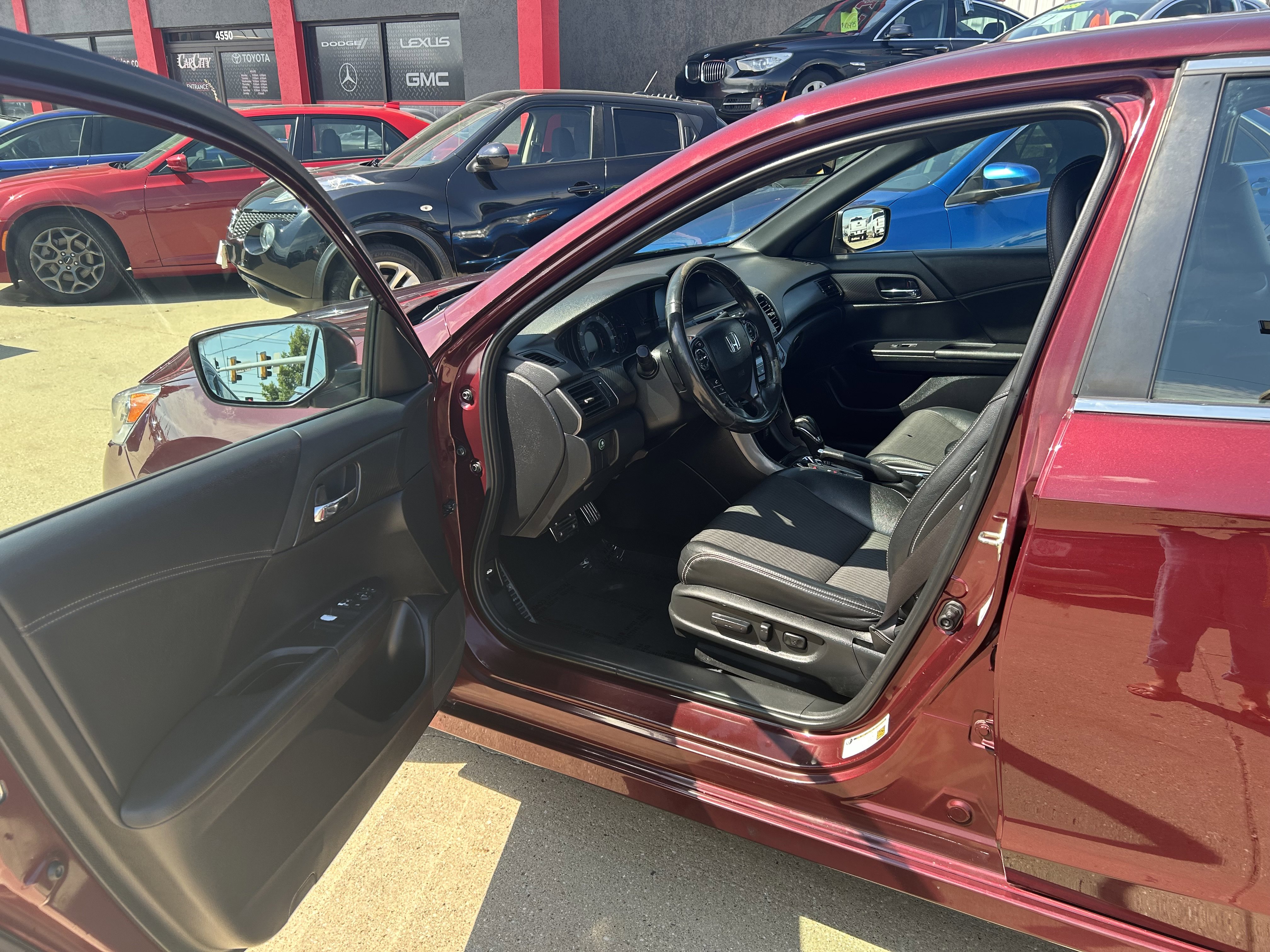 Used 2016 Honda Accord Sport image 5