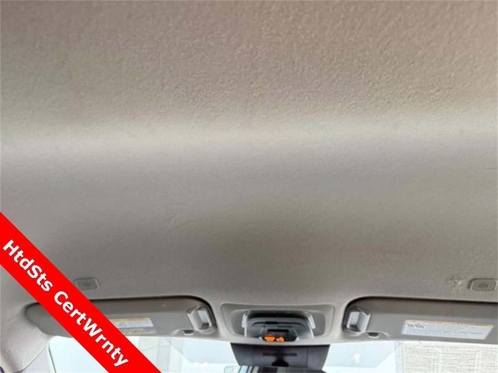 Used 2024 Toyota Corolla Cross XLE image 15