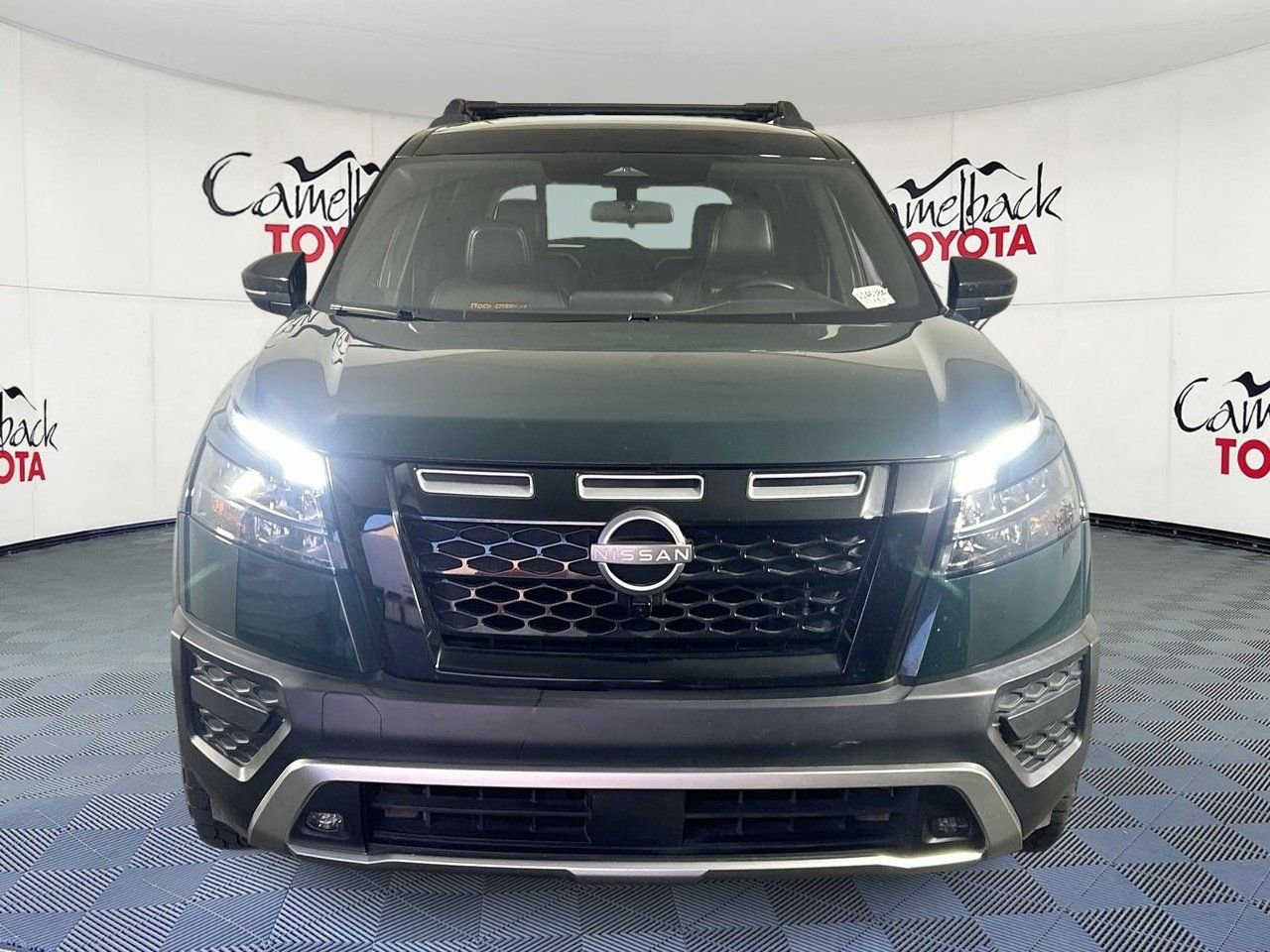Used 2024 Nissan Pathfinder Rock Creek AWD/4WD image 3