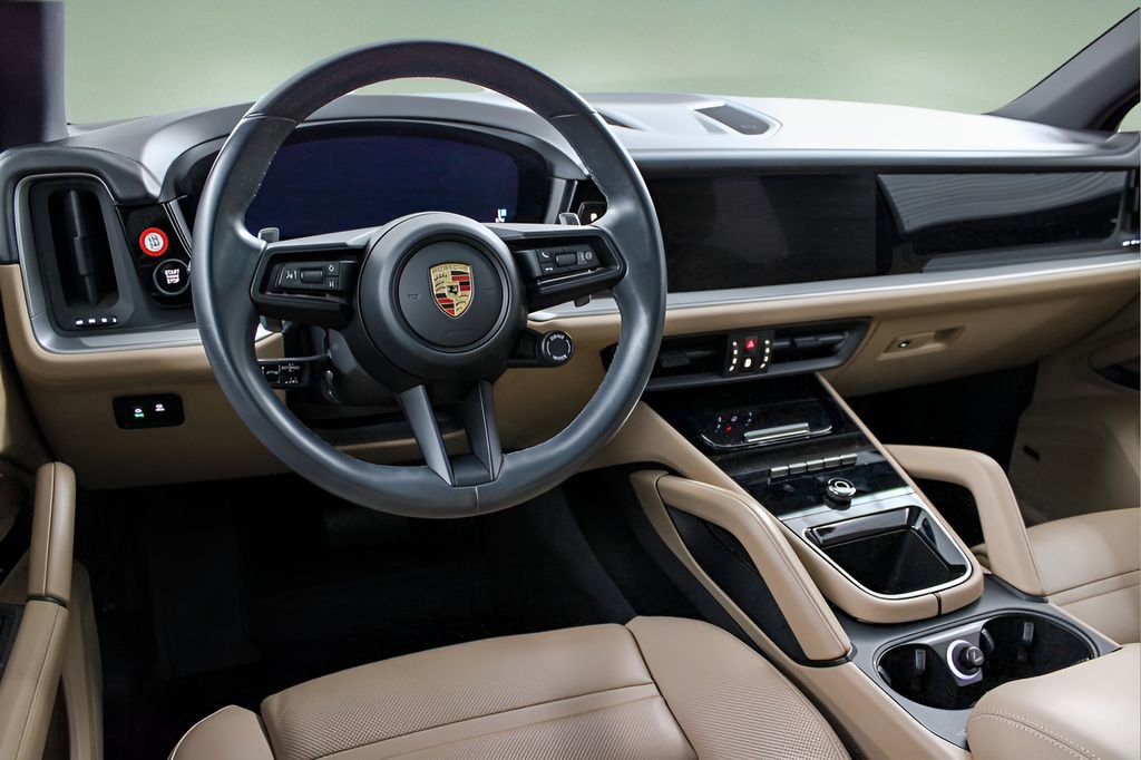Used 2024 Porsche Cayenne AWD/4WD image 20