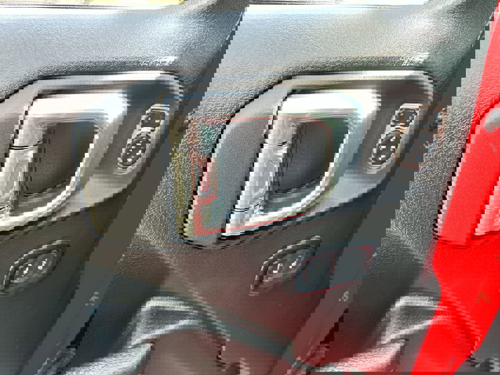 Used 2024 Jeep Gladiator Rubicon w/ Safety Group image 13