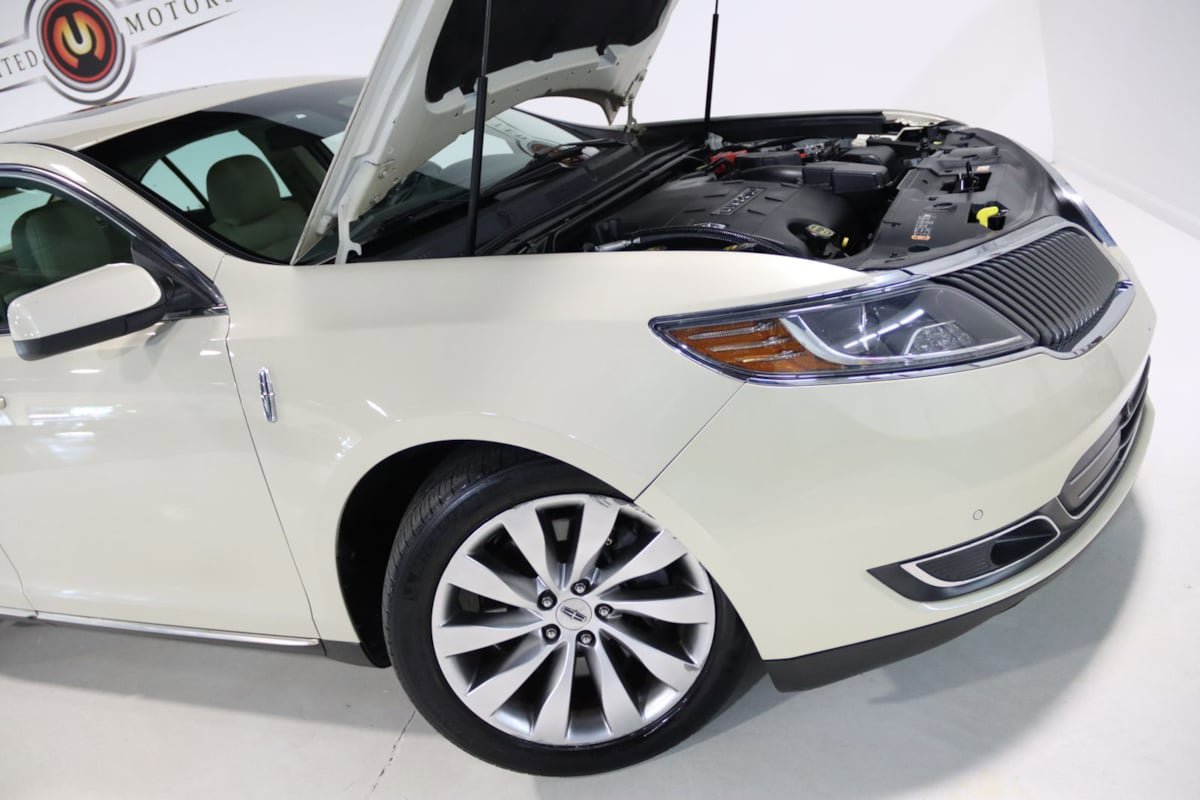 Used 2016 Lincoln MKS AWD w/ Equipment Group 101A image 71