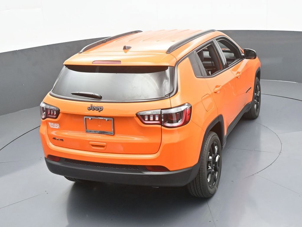 Used 2026 Jeep Compass Latitude AWD/4WD image 38