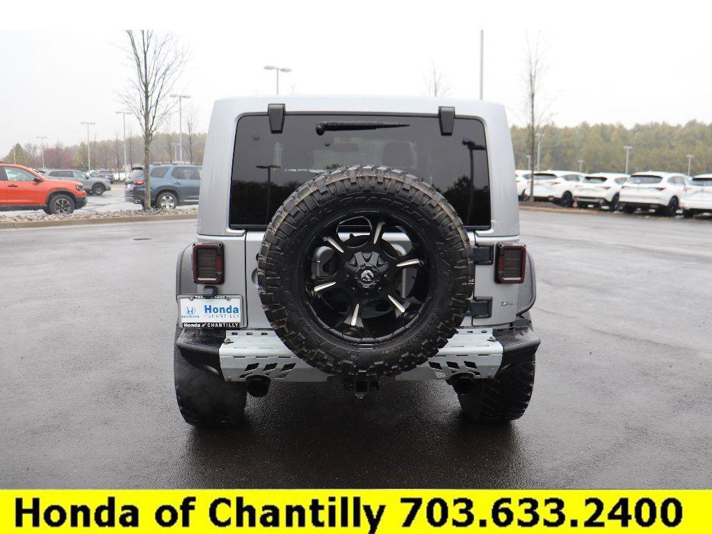 Used 2013 Jeep Wrangler Unlimited Sahara w/ Connectivity Group image 6