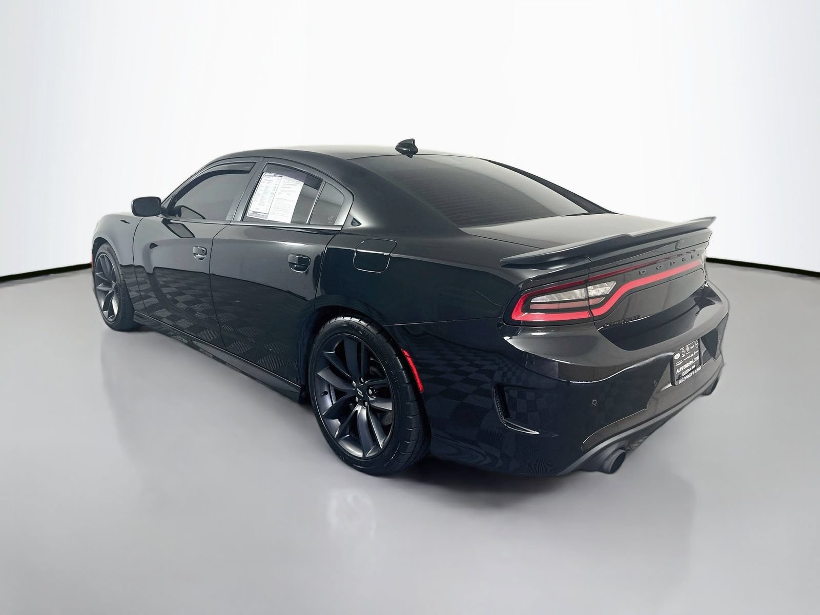 Used 2021 Dodge Charger GT w/ Performance Handling Group RWD image 5