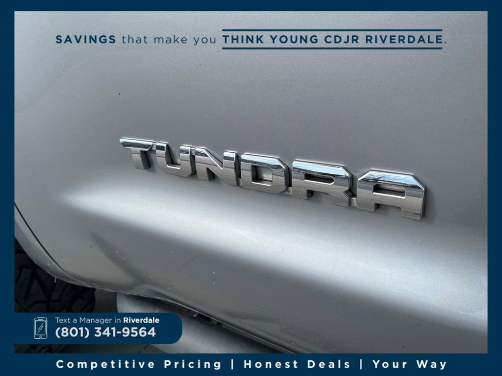 Used 2017 Toyota Tundra SR5 w/ SR5 Upgrade Package image 10