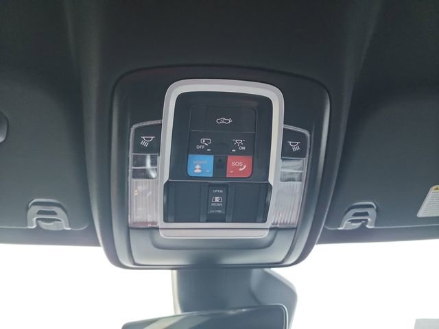 Used 2025 RAM 1500 Laramie image 22