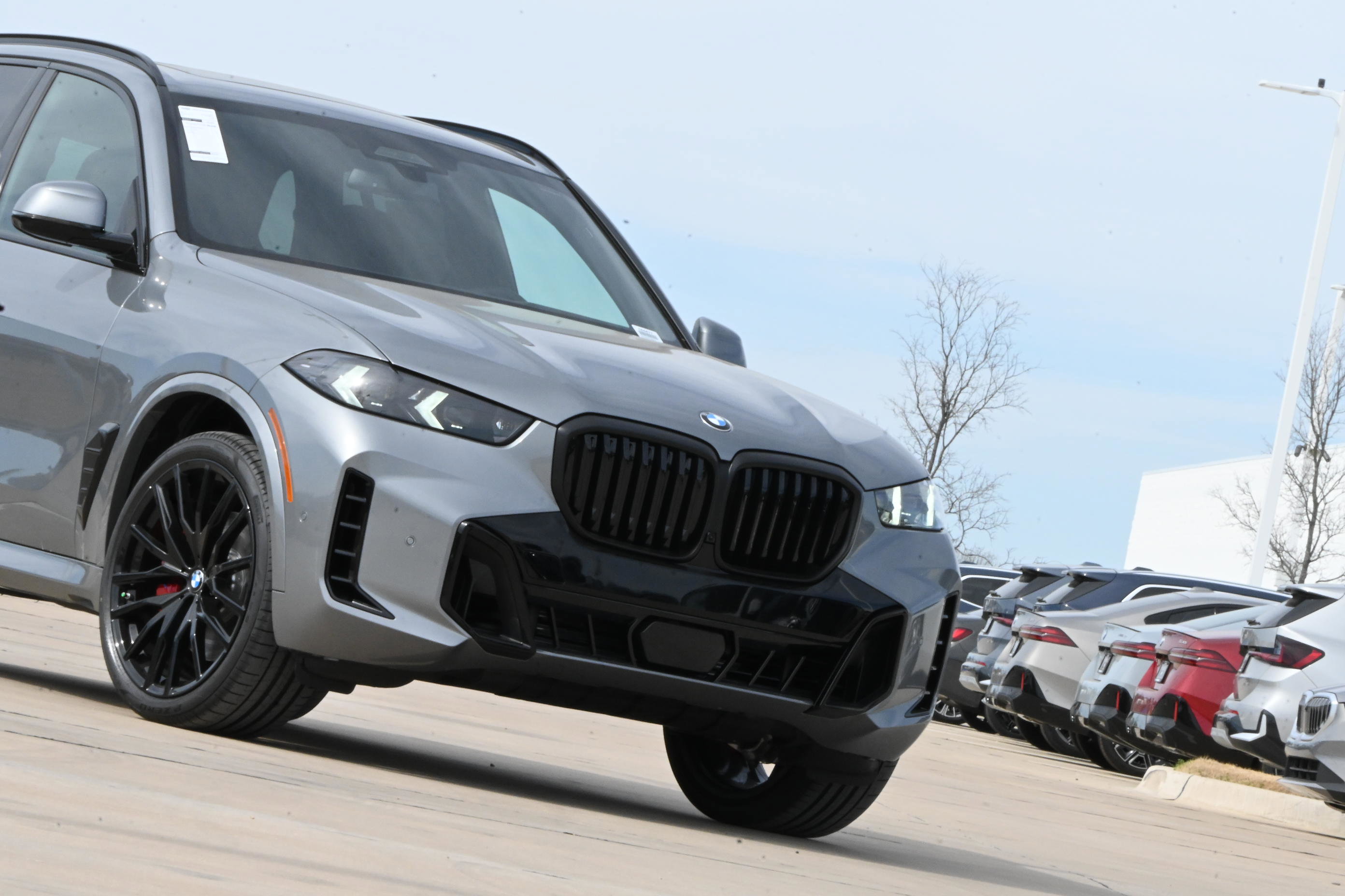 New 2026 BMW X5 xDrive40i w/ M Sport Package image 3