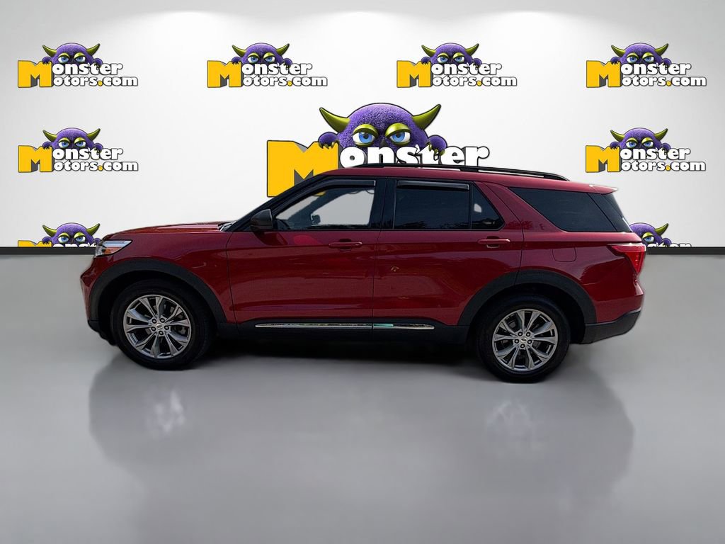 Used 2023 Ford Explorer XLT w/ Equipment Group 202A AWD/4WD image 41