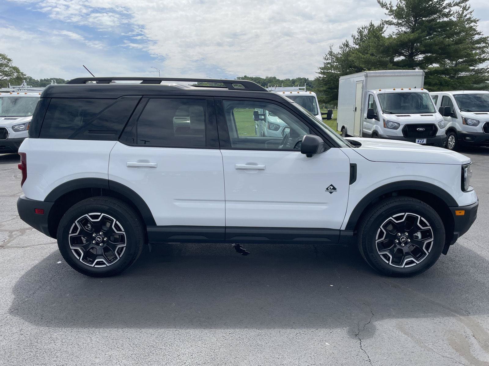 Used 2025 Ford Bronco Sport Outer Banks w/ Outer Banks Tech Package+ AWD/4WD image 6