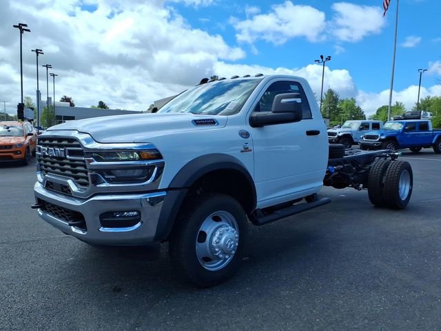 New 2026 RAM 5500 Tradesman w/ Chrome Appearance Group AWD/4WD image 3