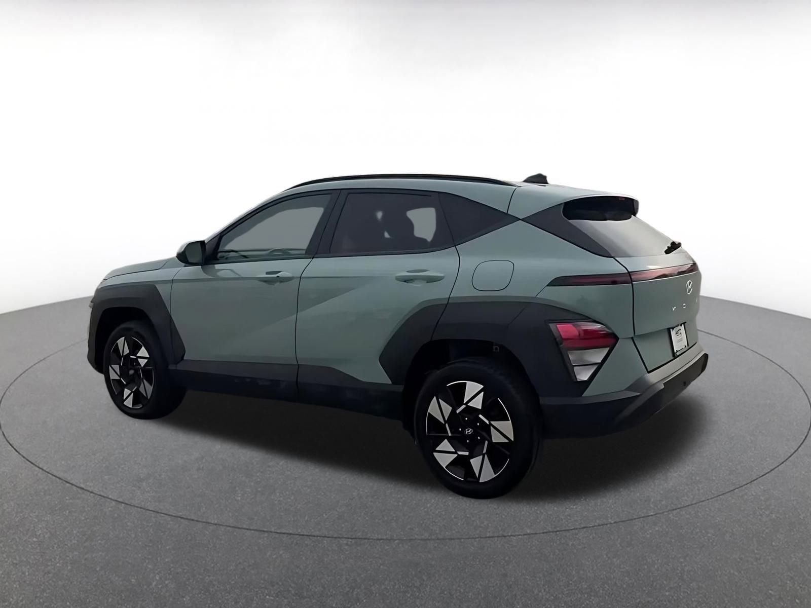 Used 2025 Hyundai Kona SEL image 10