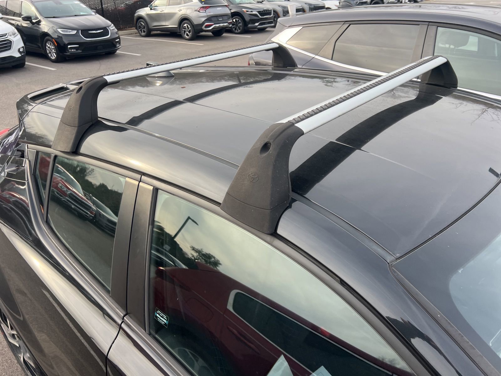 Used 2021 Toyota C-HR XLE image 11