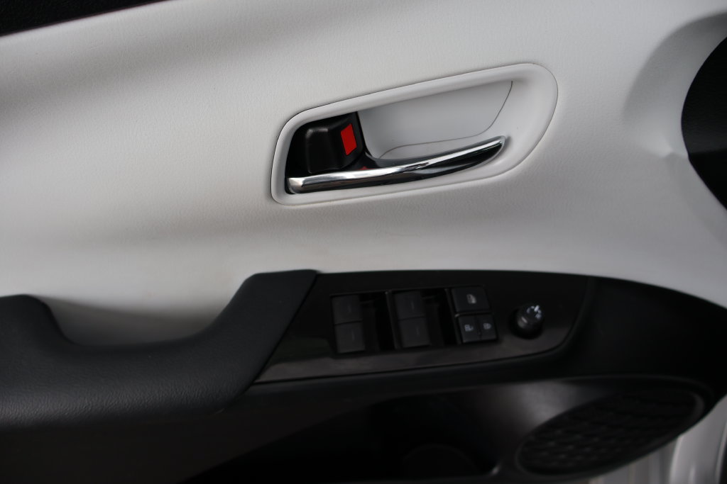 Certified 2020 Toyota Prius LE AWD/4WD image 20