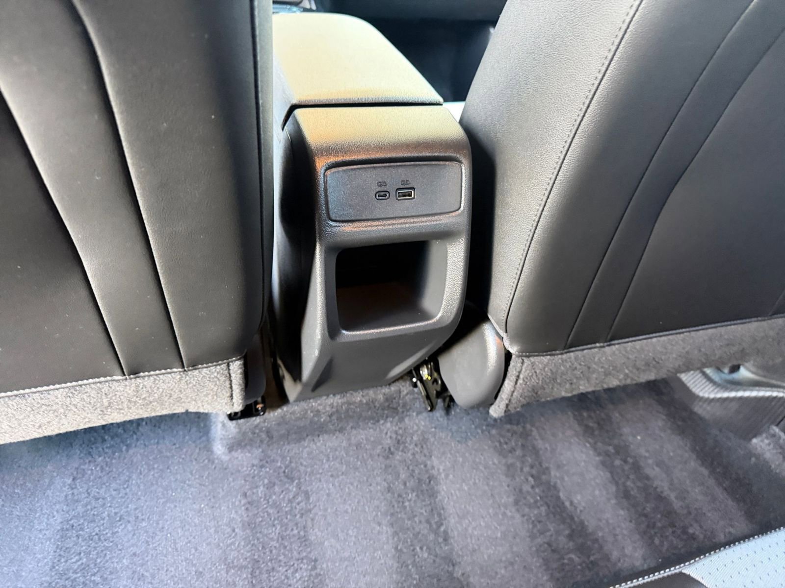 Used 2025 Chevrolet Trax LT image 23