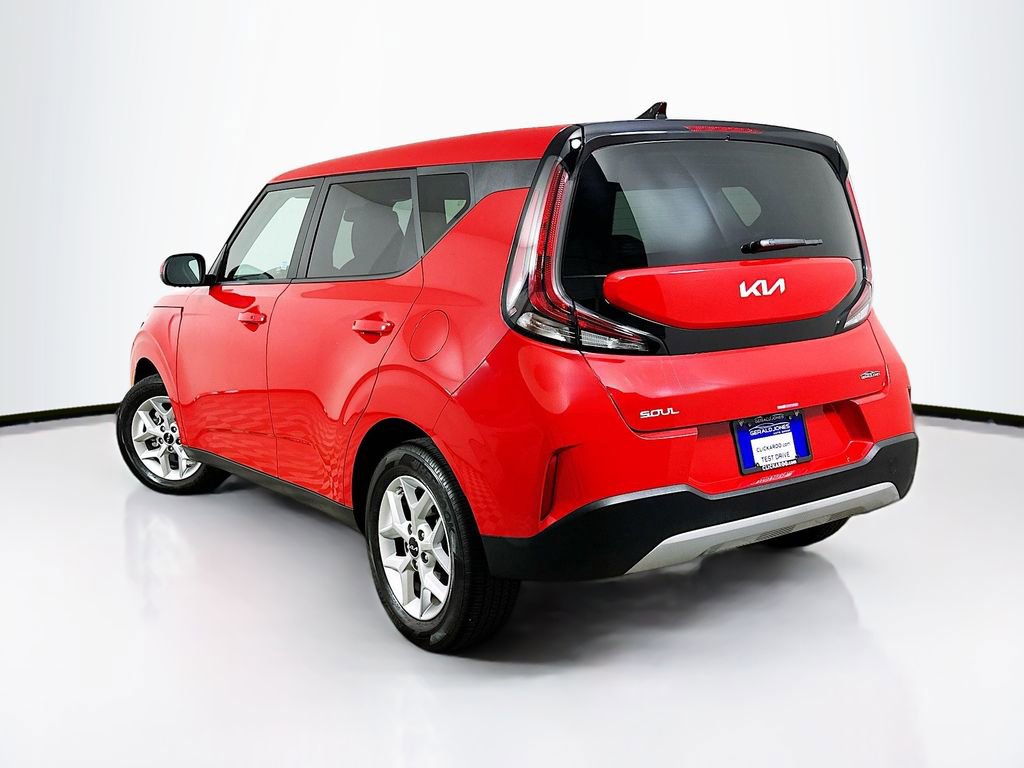 Used 2025 Kia Soul S FWD image 6
