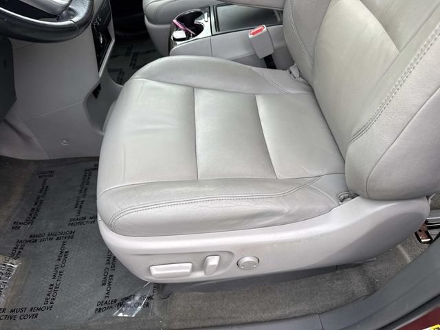 Used 2015 Toyota Sienna XLE Premium FWD image 15