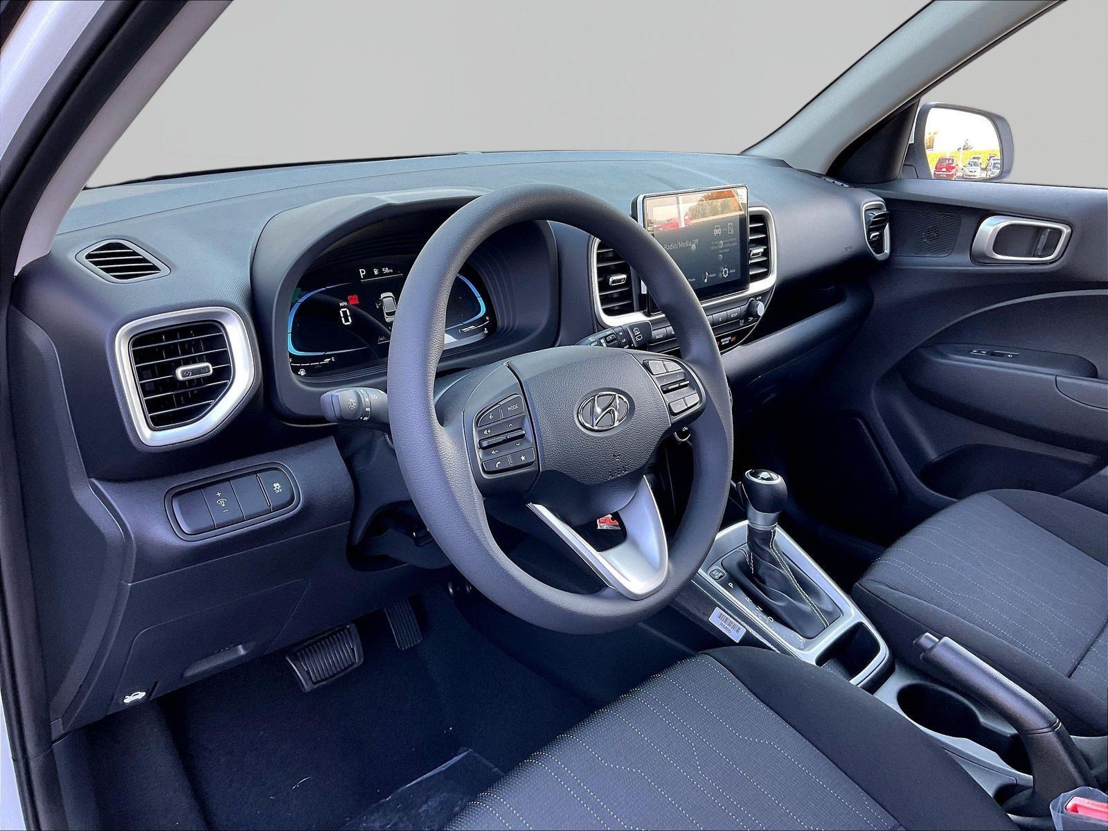 New 2026 Hyundai Venue SE FWD image 16