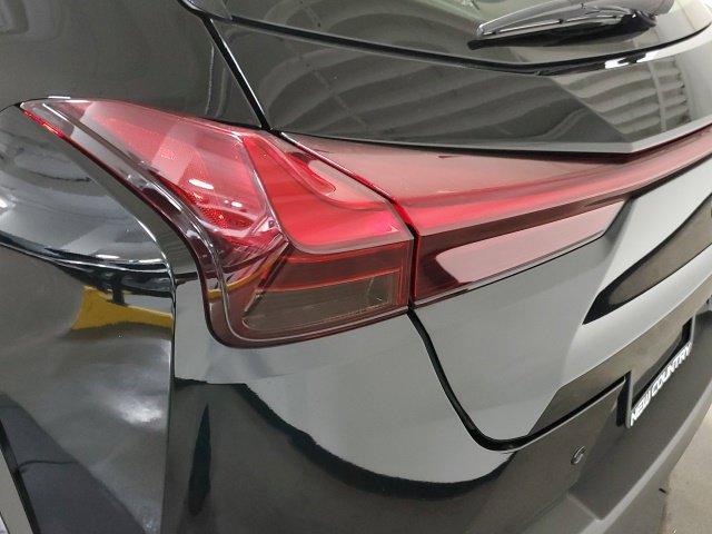 Used 2025 Lexus UX 300h AWD w/ Accessory Package (Z1) image 37