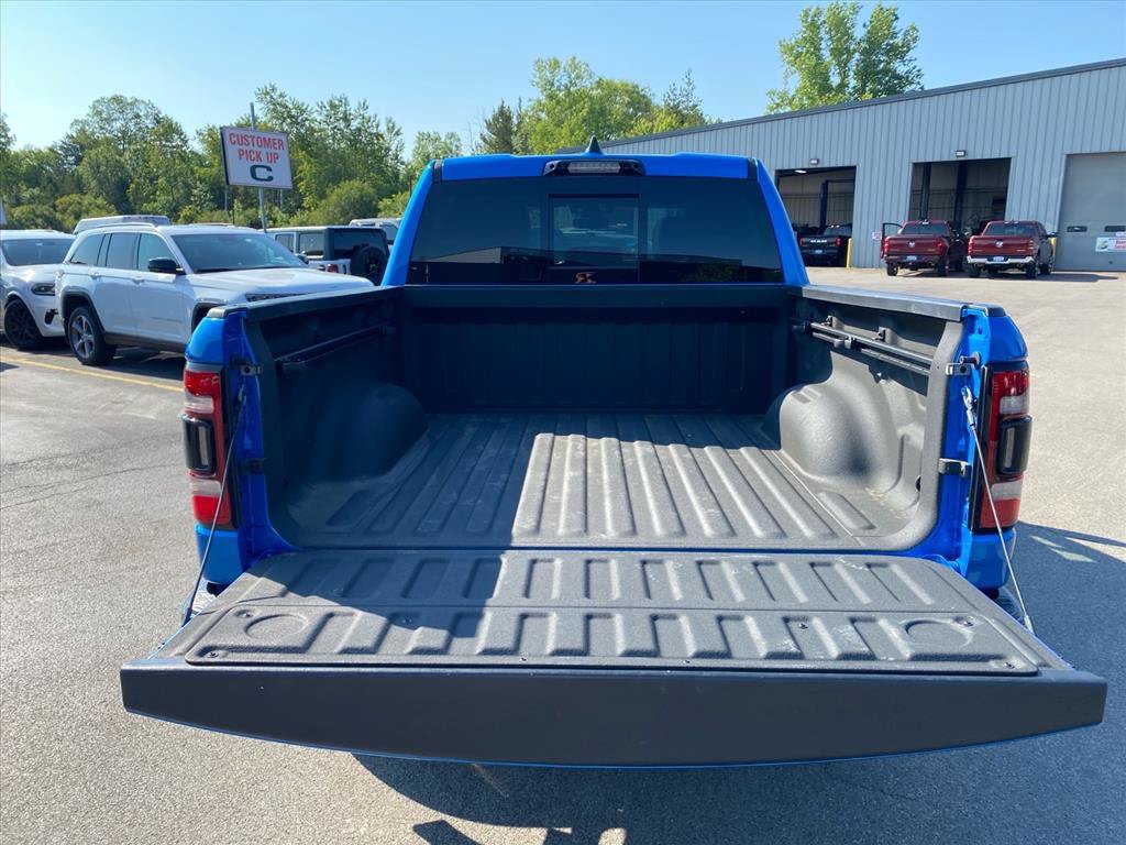 Used 2023 RAM 1500 Big Horn AWD/4WD image 25