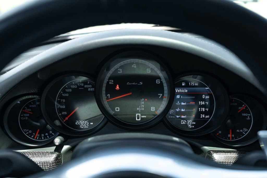 Used 2014 Porsche 911 Turbo S AWD/4WD image 36