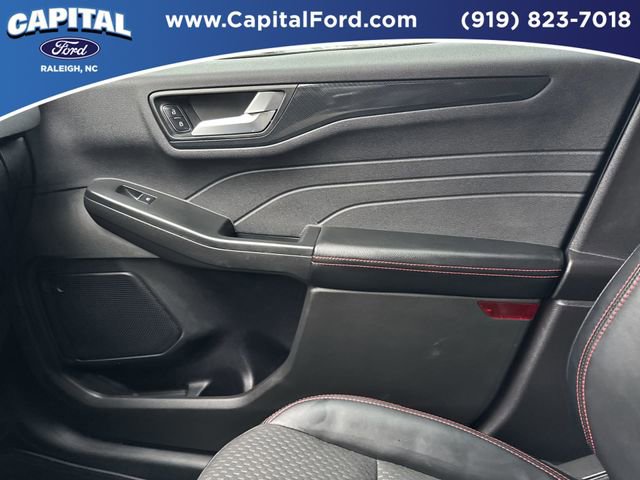 Used 2023 Ford Escape ST-Line w/ Tech Pack #1 image 30