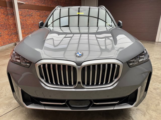 Used 2026 BMW X5 xDrive40i w/ Climate Comfort Package AWD/4WD image 8