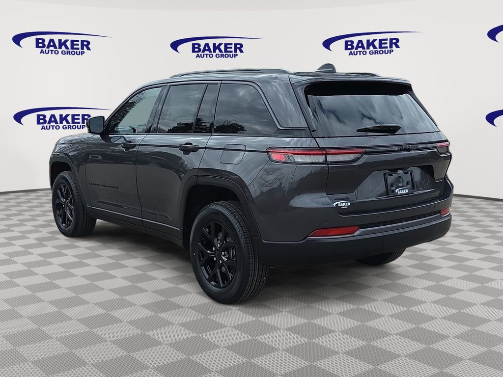 New 2026 Jeep Grand Cherokee Altitude image 5