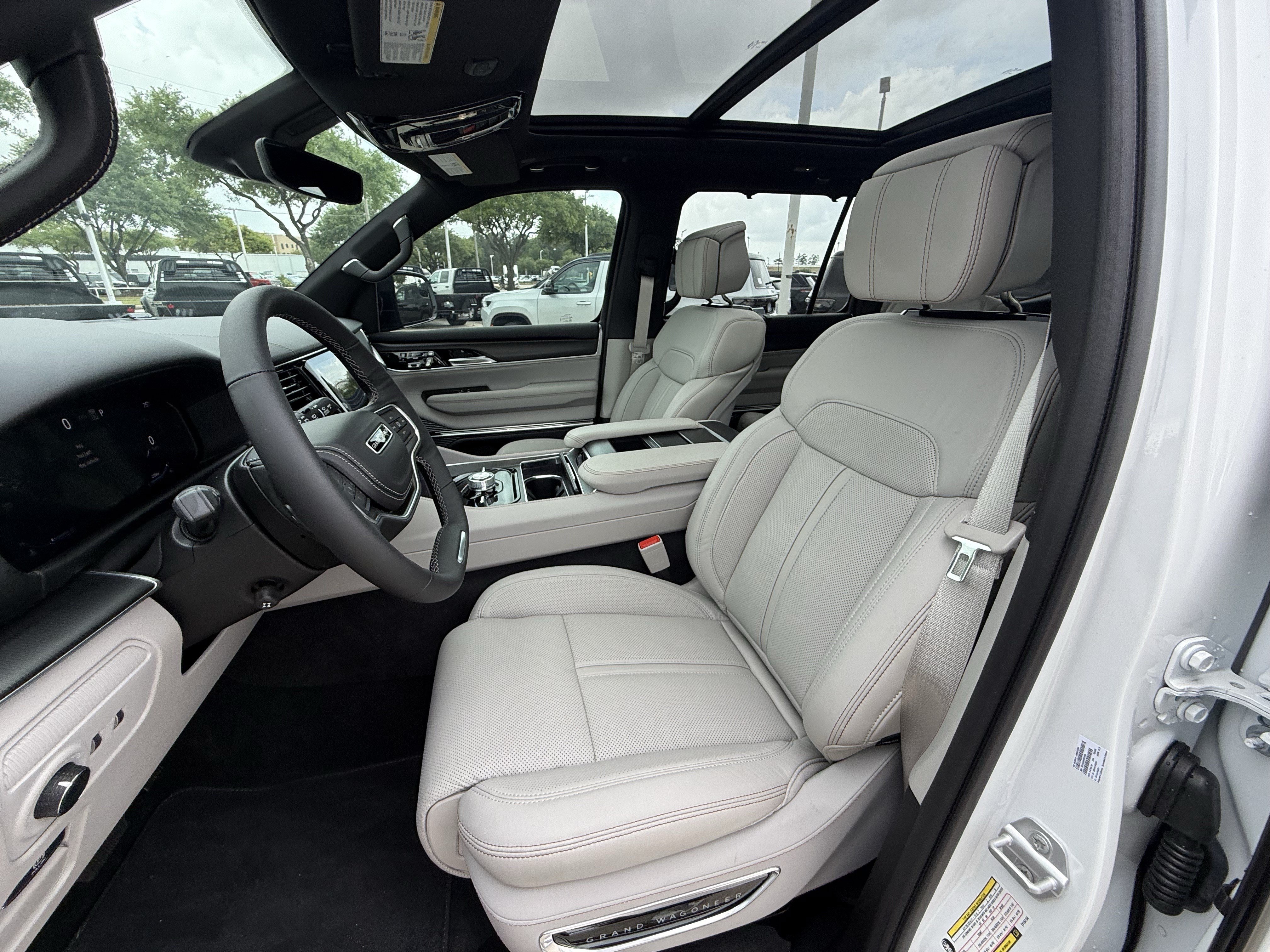 New 2026 Jeep Grand Wagoneer Summit AWD/4WD image 18