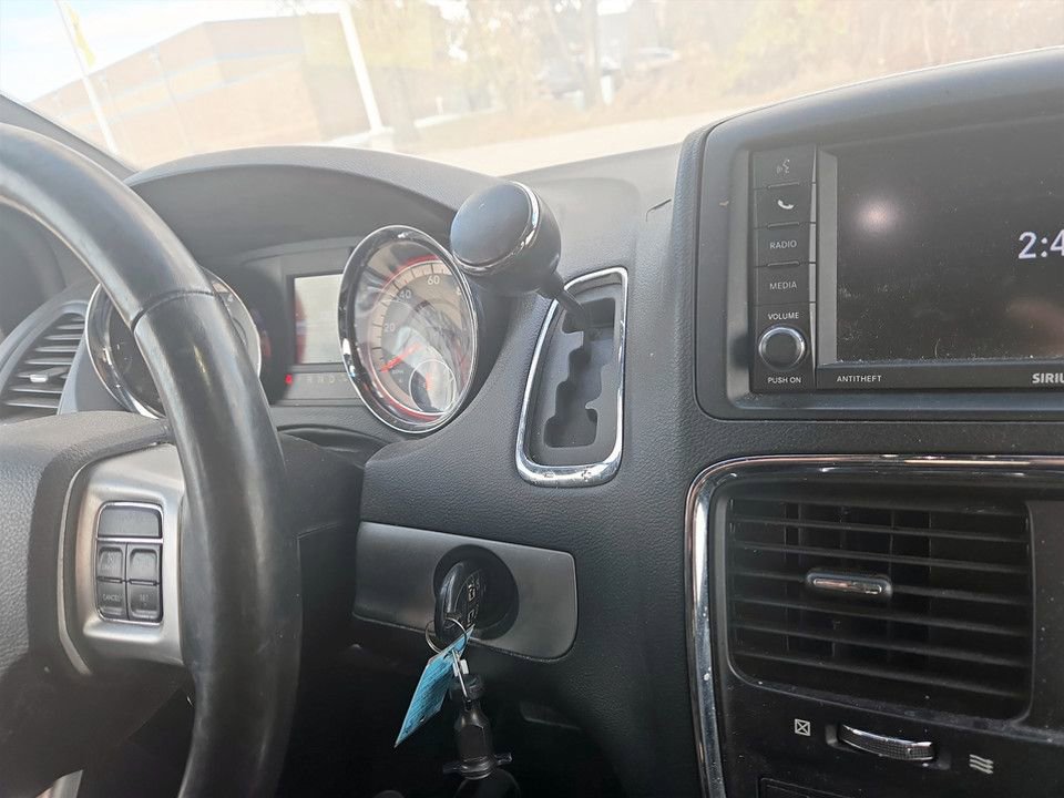 Used 2019 Dodge Grand Caravan GT image 21