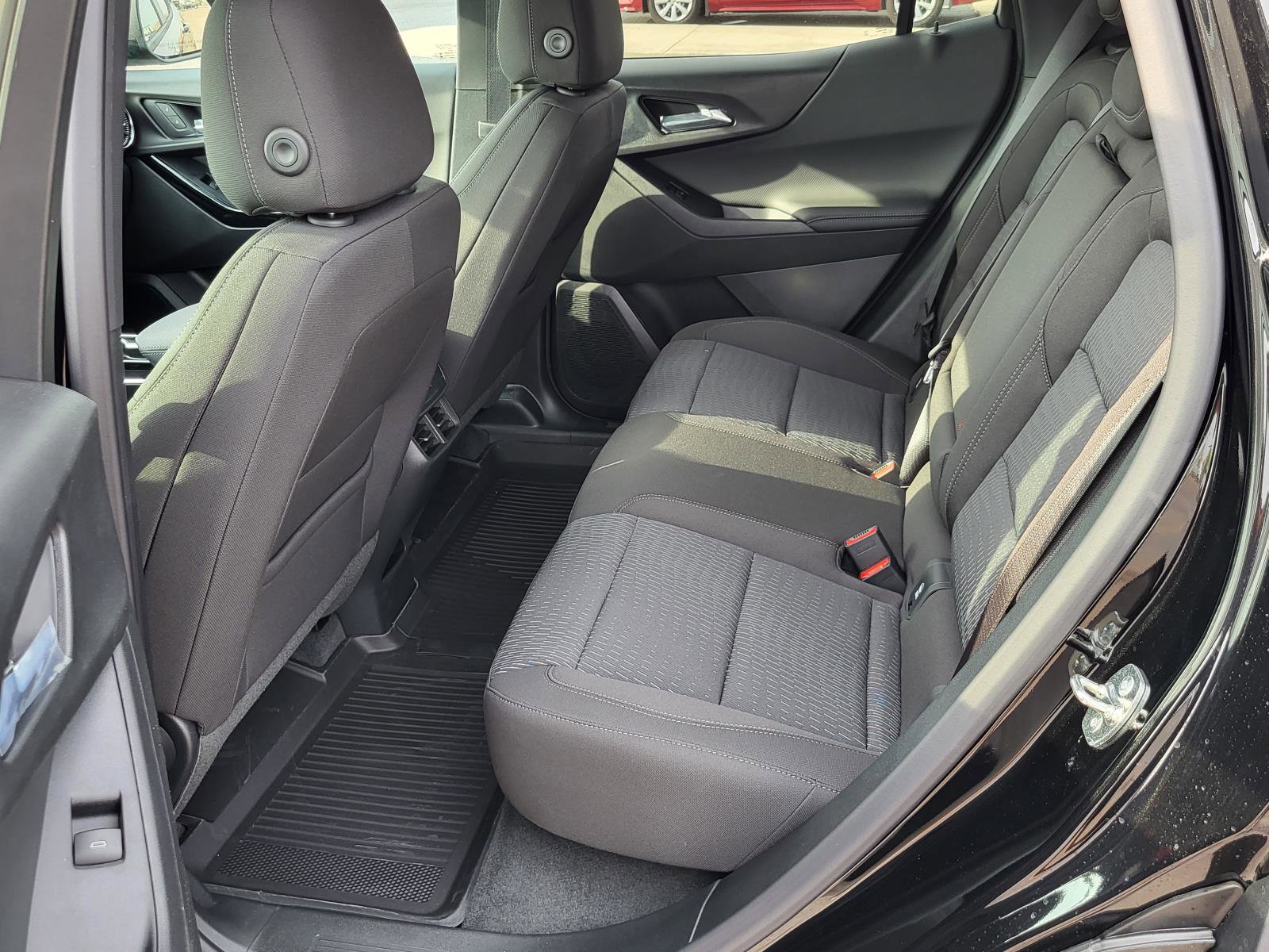 New 2026 Chevrolet Equinox LT image 13