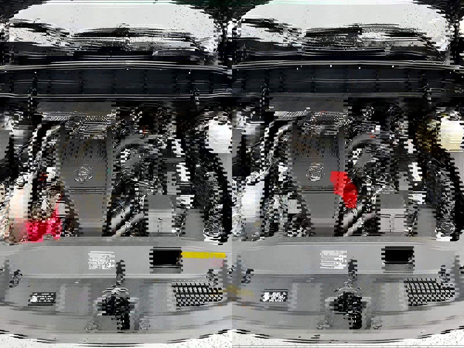 Used 2024 Toyota Highlander XLE image 31