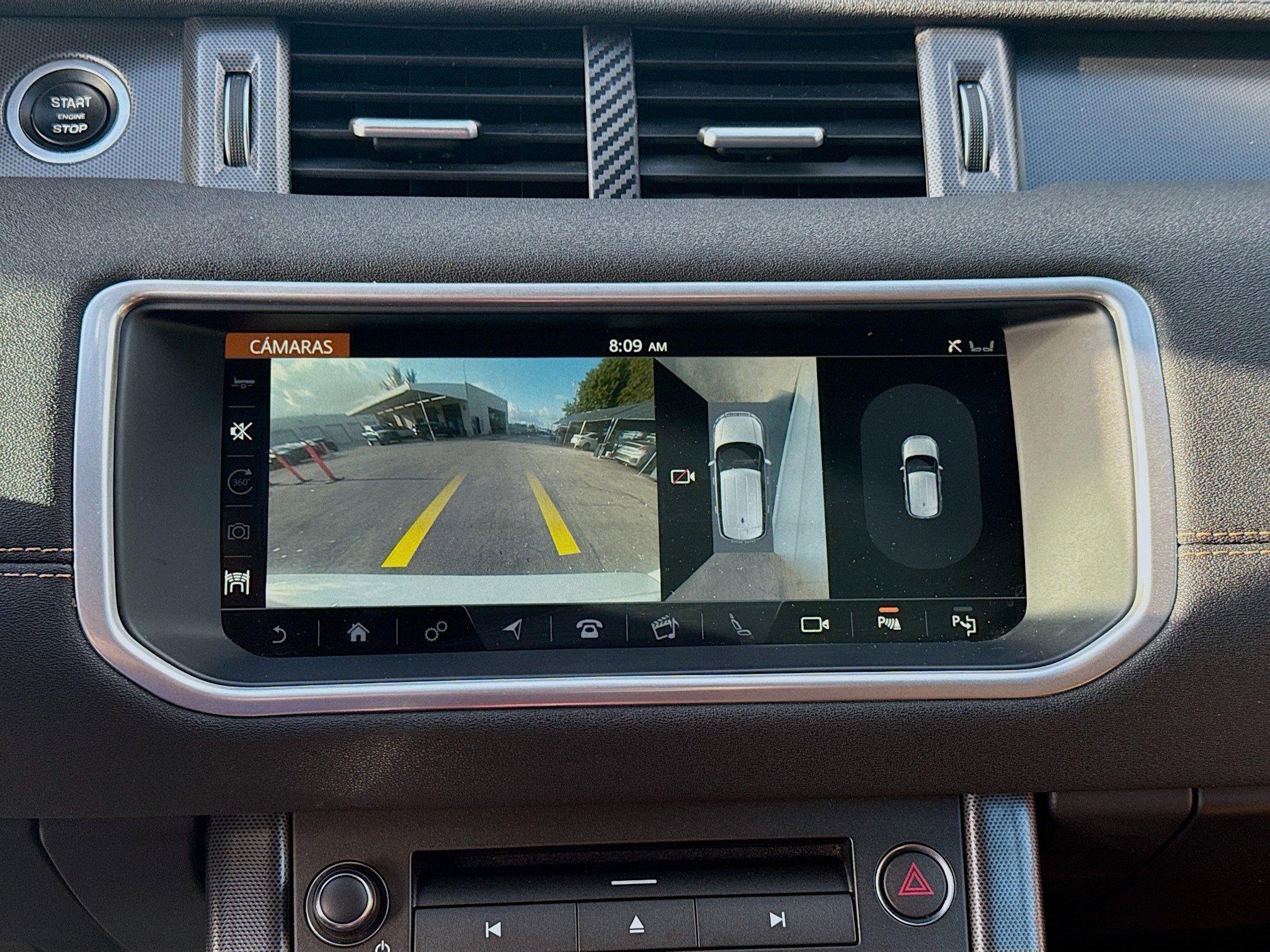 Used 2018 Land Rover Range Rover Evoque HSE Dynamic image 12